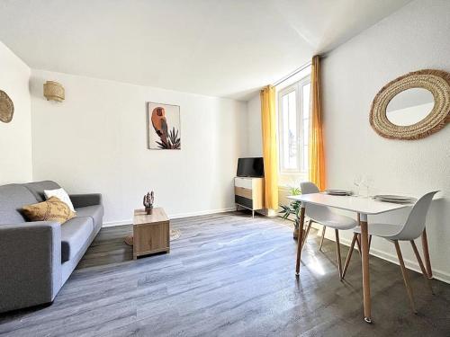 La Topaze Jaune Romans — hotel in Romans-Sur-Isere