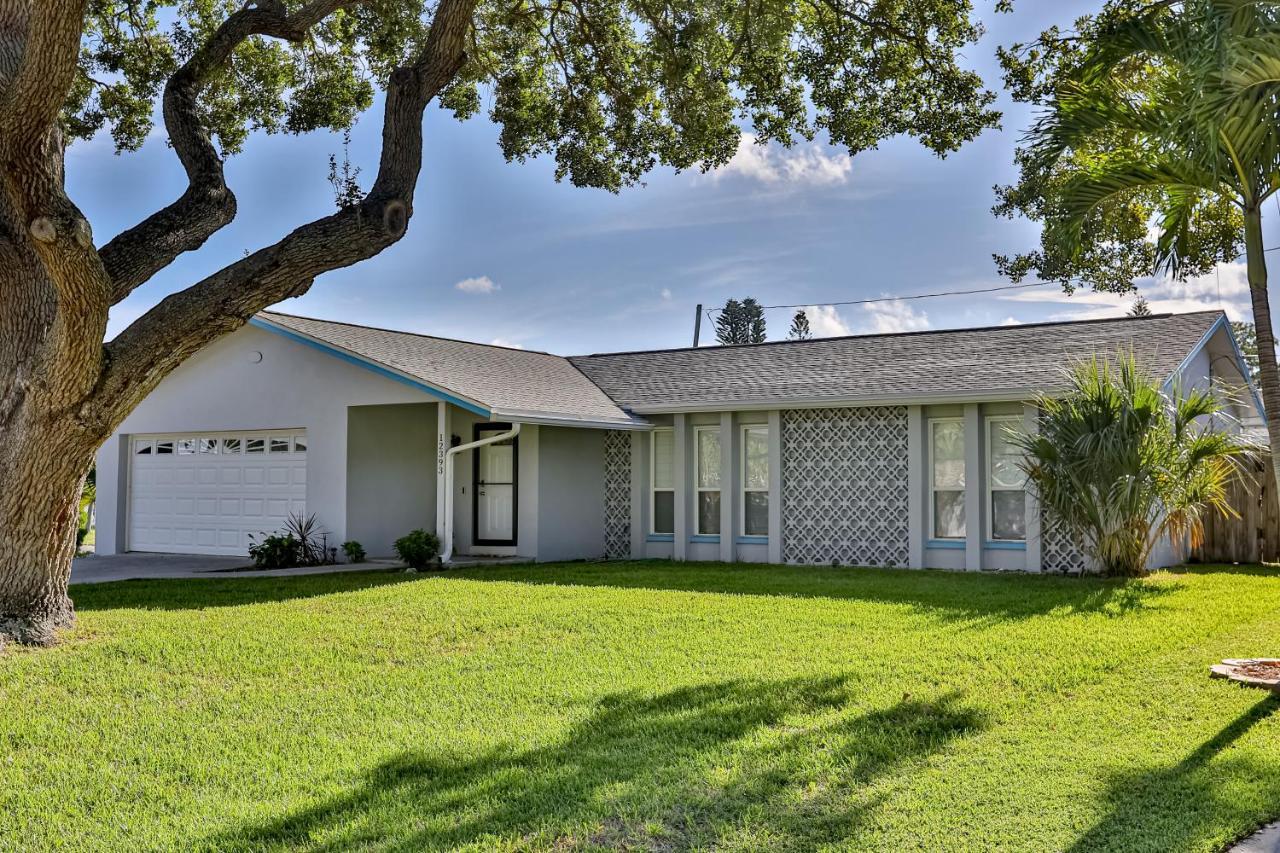 Corner By The Coast - carbon neutral hotel in Largo