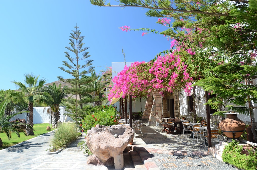 Asteri Hotel - carbon neutral hotel in Patmos