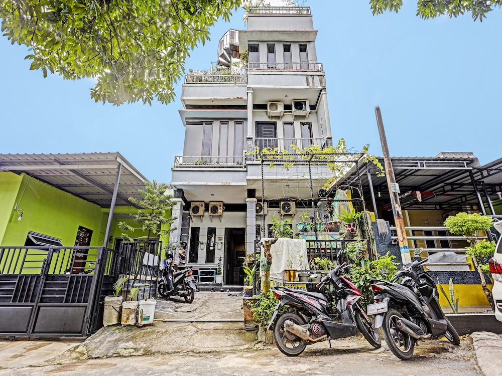 Hotel O Lia Stay Syariah — Batam