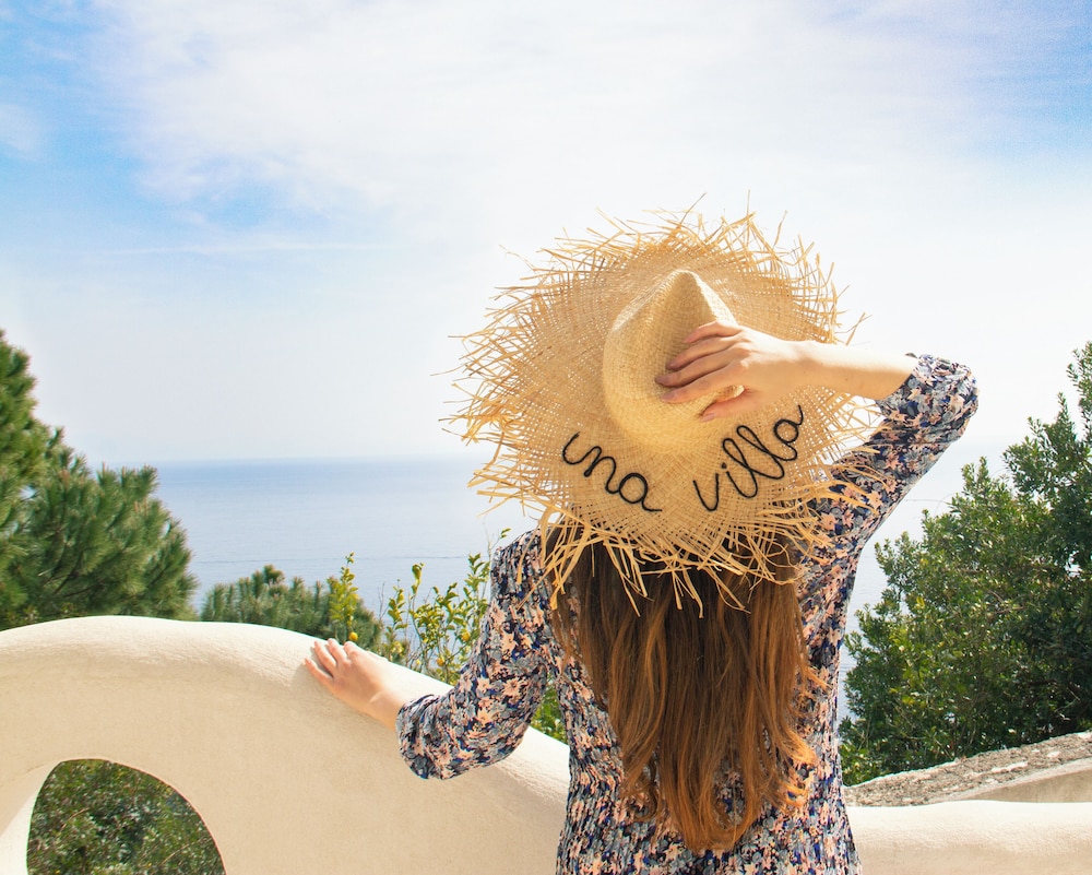 Una Villa Amalfi Boutique Rooms B&B — 4-Star Luxury Hotel in Amalfi, Italy