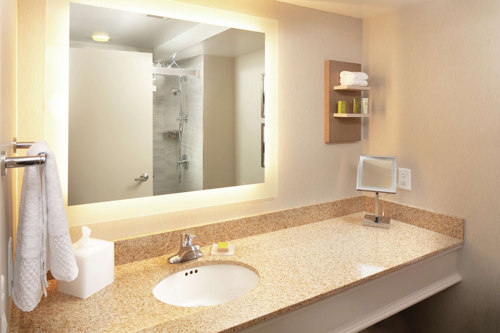 Hilton Madison Monona Terrace - photo 27