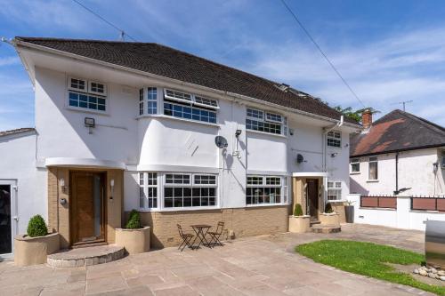 Homebird Property Carter Knowle House #2 — 4-Star Luxury Hotel in Sheffield, United Kingdom