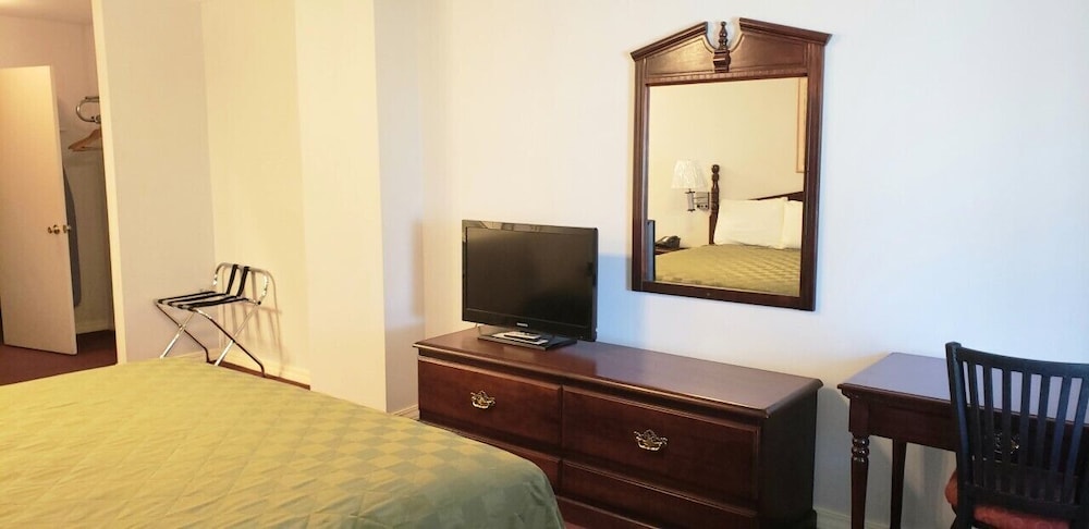 Southern Belle Inn - photo 9