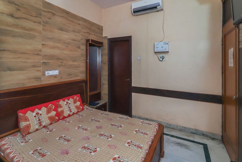 Hotel Nirmal Palace — Lucknow — photo 2