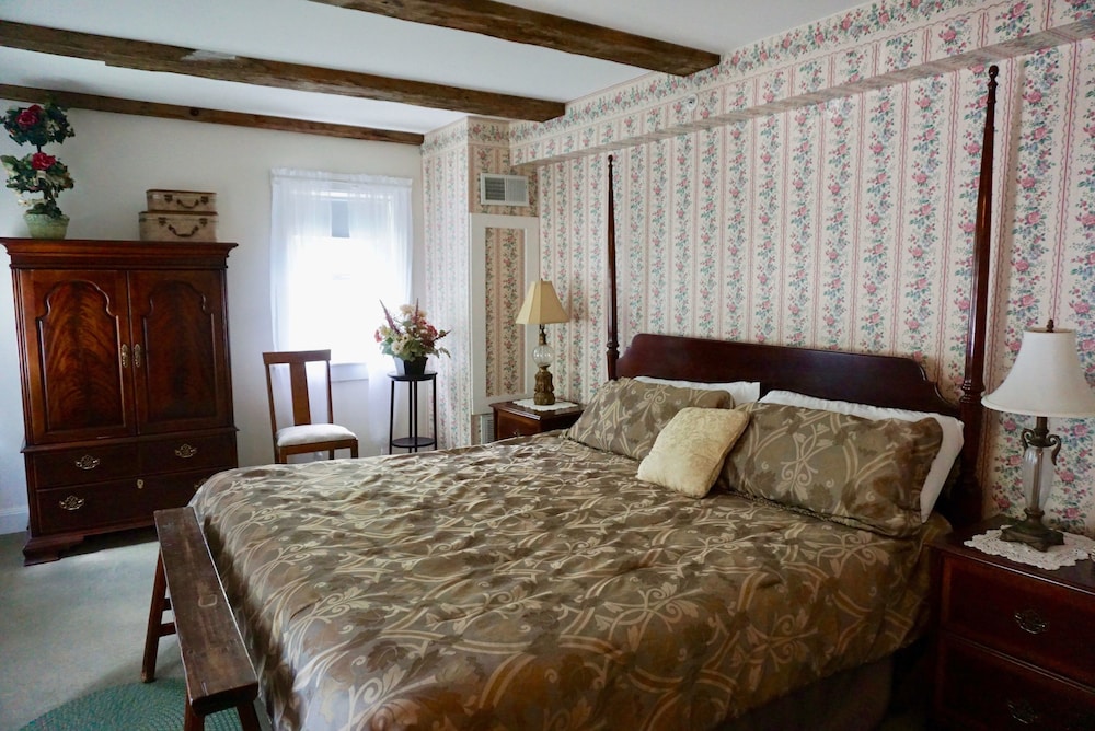 Old Orchard Beach Inn - photo 32