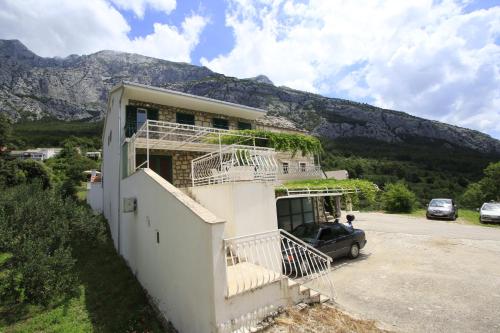 Holiday home with Pool and amazing sea view — 4-Star Luxury Hotel in Makarska, Croatia