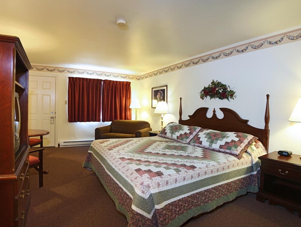 Amish Country Motel - photo 14