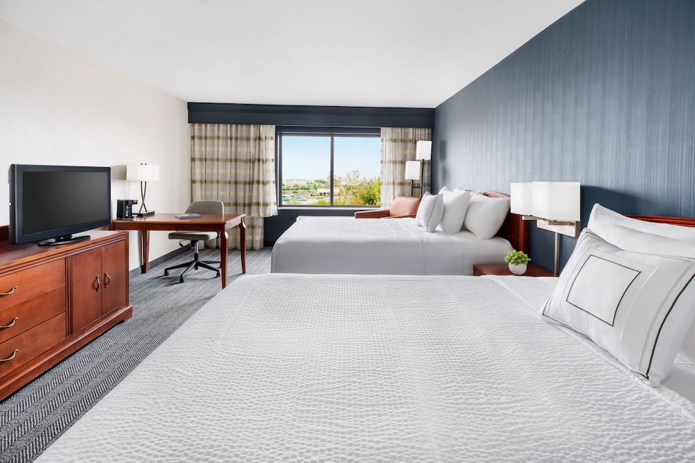 Courtyard by Marriott Sacramento Folsom - photo 14