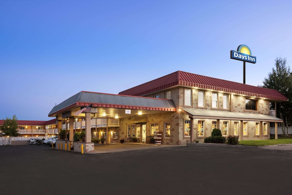 Days Inn By Wyndham Montrose — Montrose