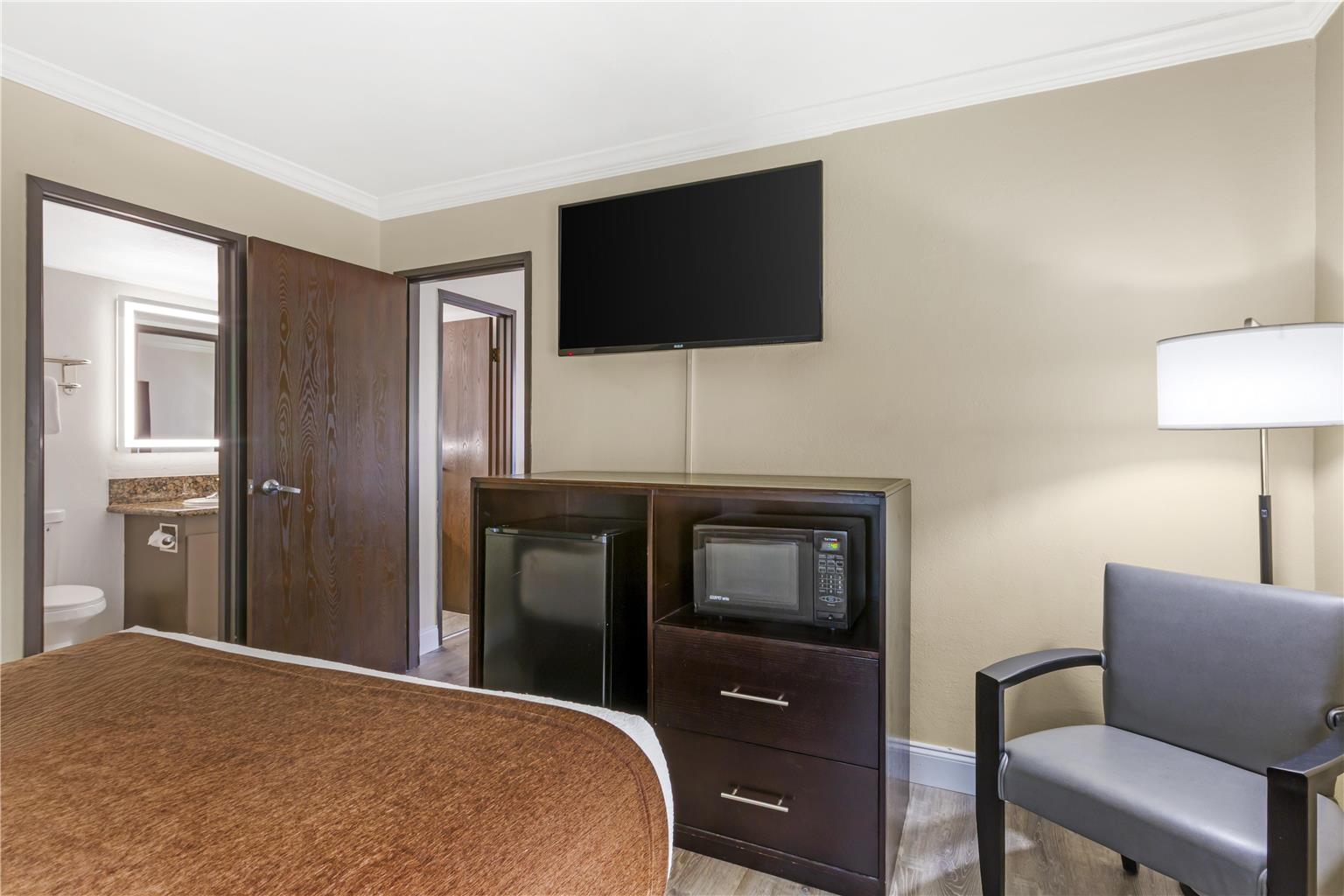 Best Western InnSuites Tucson Foothills Hotel & Suites - photo 37