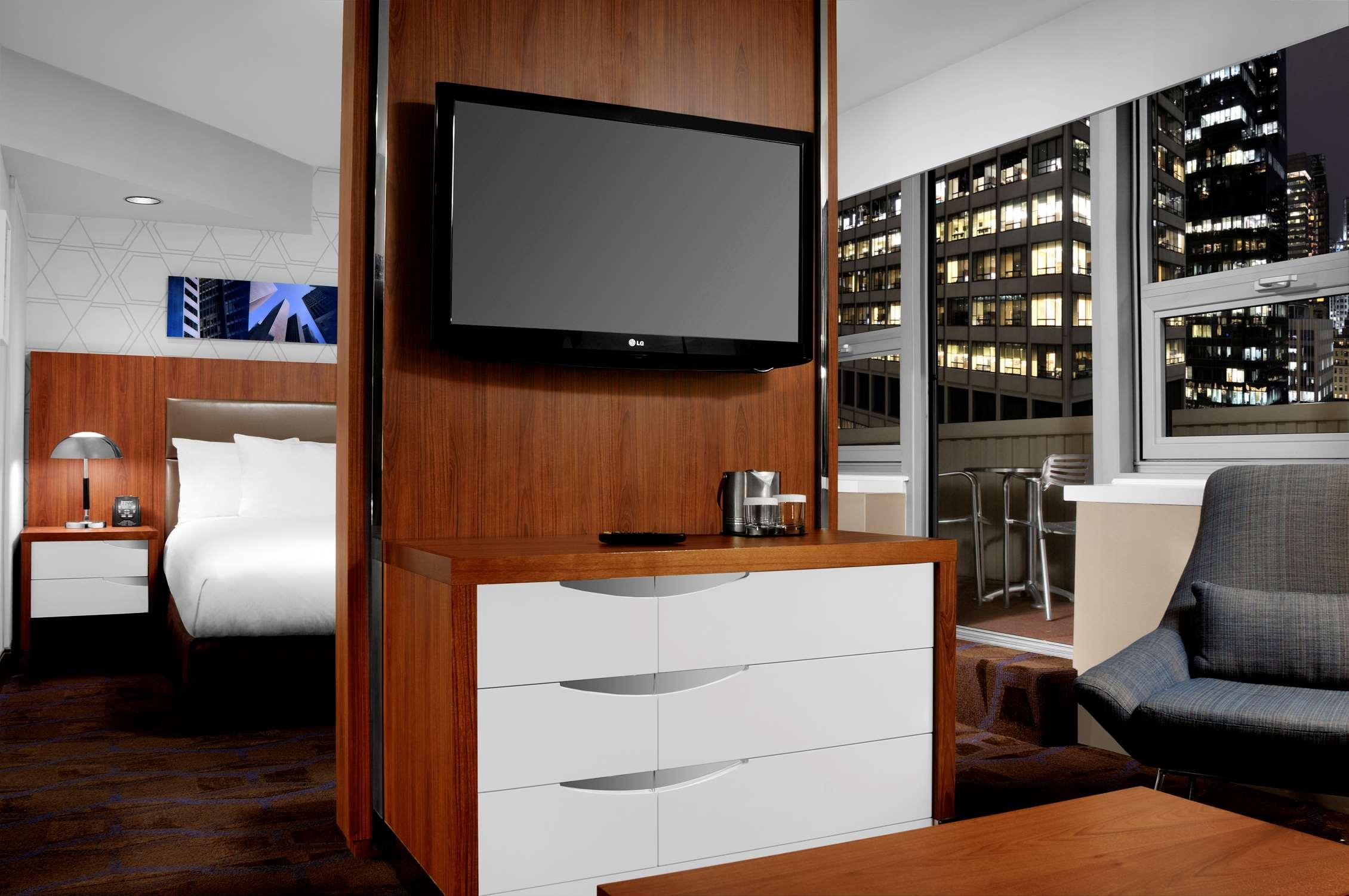 DoubleTree by Hilton Metropolitan New York City - photo 24