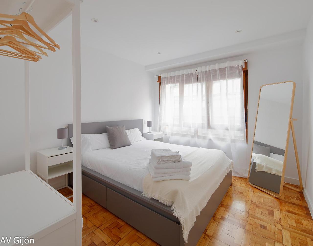 Avg Cervantes 2 Centro in Gijon, Spain