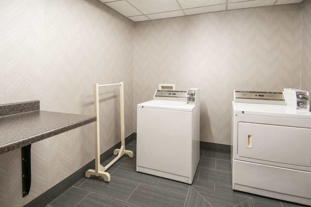 Comfort Inn & Suites Pauls Valley City Lake - photo 13