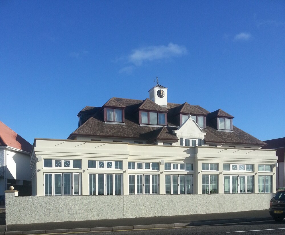 The Fairways Hotel in Porthcawl, United Kingdom