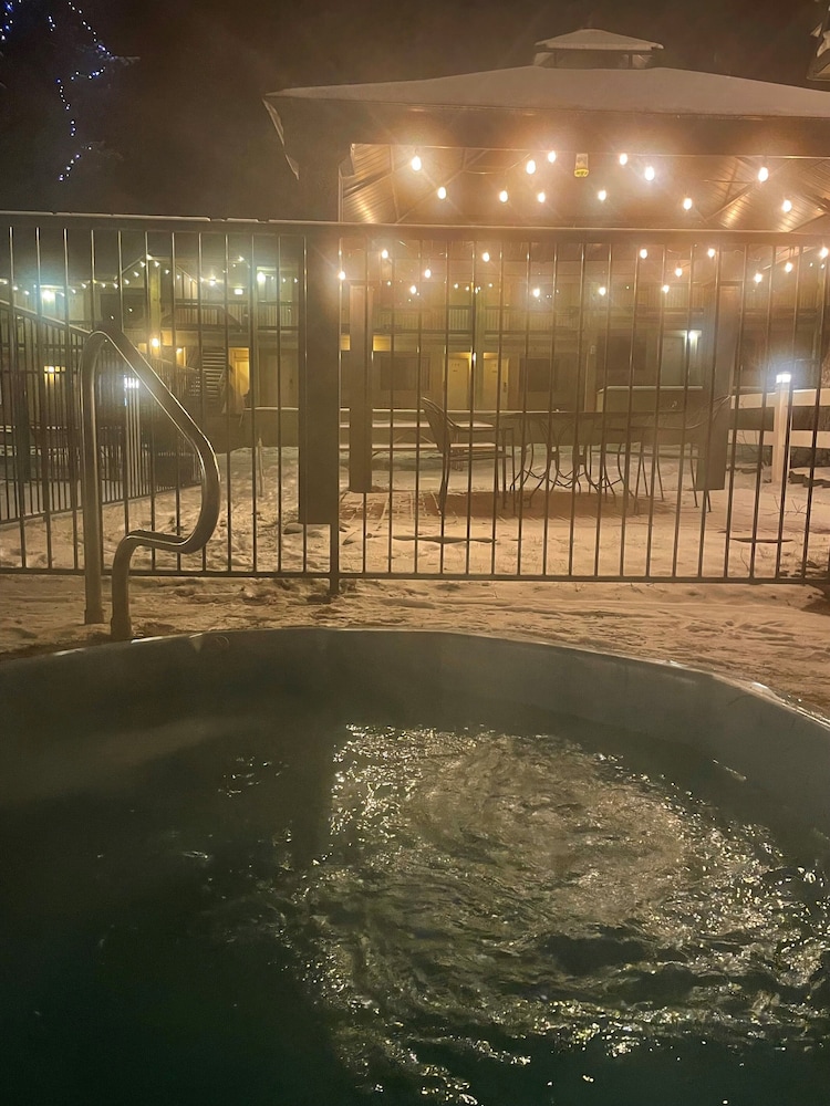 Timbers Motel - photo 17