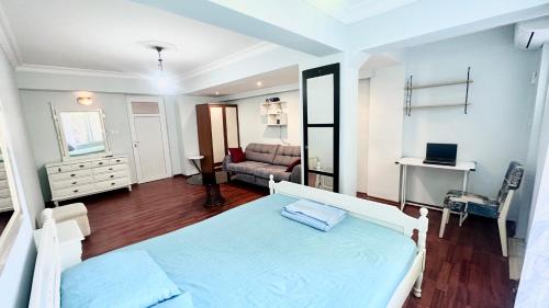 Stylish&Luxury Flat with Garden Close to Sea — 4-Star Luxury Hotel in Finike, Turkey