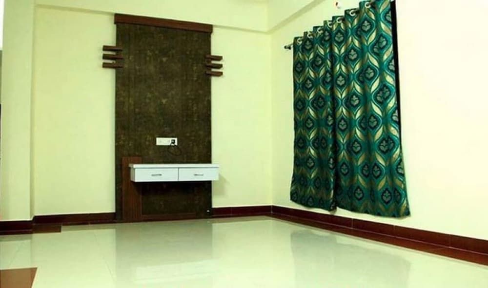 Hotel Lotus Grand in Anantapur, India