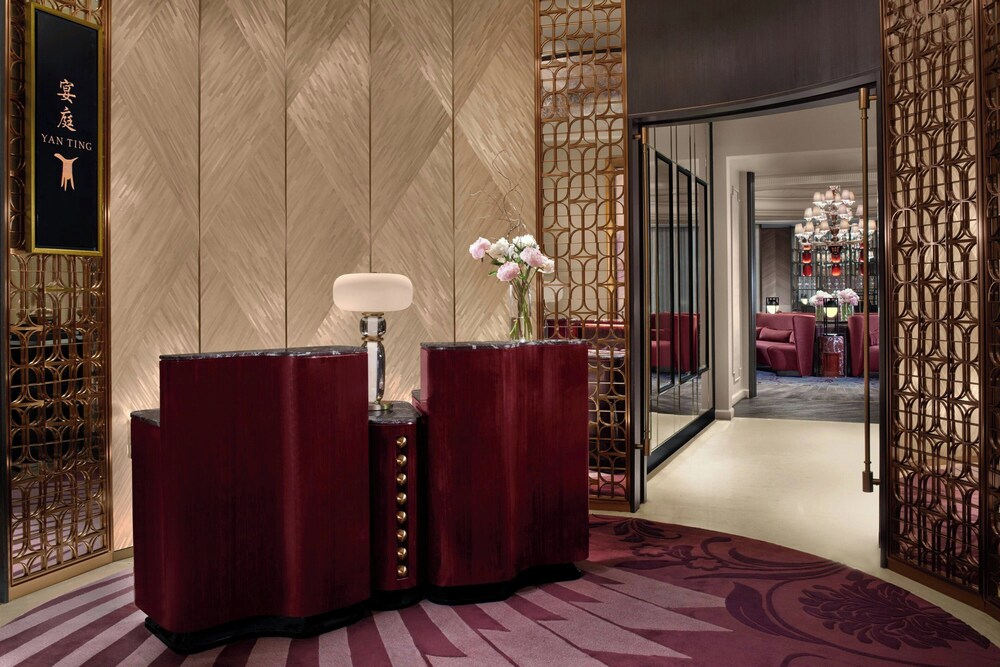 The St Regis Singapore Newly Renovated — 5-Star Luxury Hotel in Singapore, Singapore