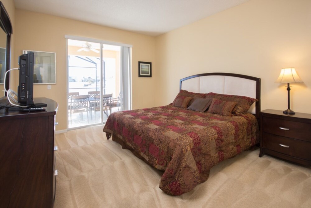 Seasons Resort - photo 13
