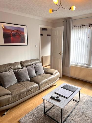 Kelpies Serviced Apartments McLaughlan — 4-Star Luxury Hotel in Falkirk, United Kingdom