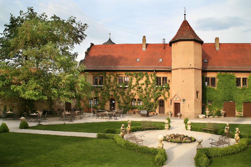 Worners Schloss Weingut Wellness Hotel — Prichsenstadt
