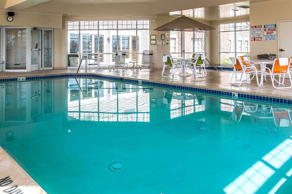 Comfort Inn Chelsea MI - photo 27