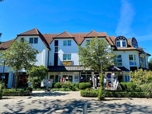 Strandstr_51 Wohnungsnr_2 — 4-Star Luxury Hotel in Zingst, Germany