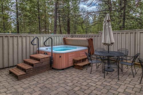 9 Hoodoo - photo 14