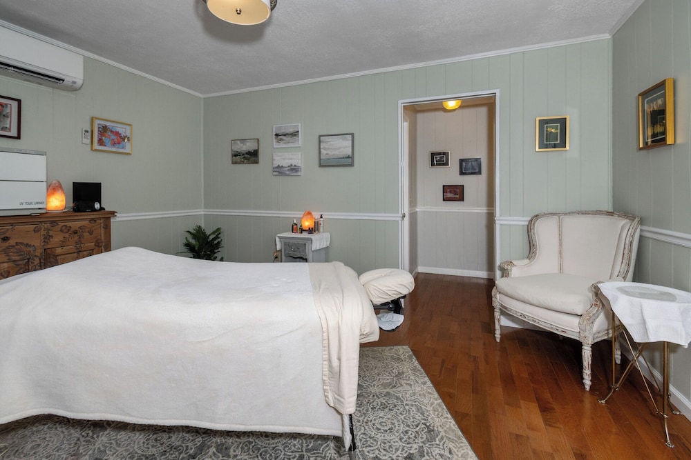 Switzerland Inn - photo 25