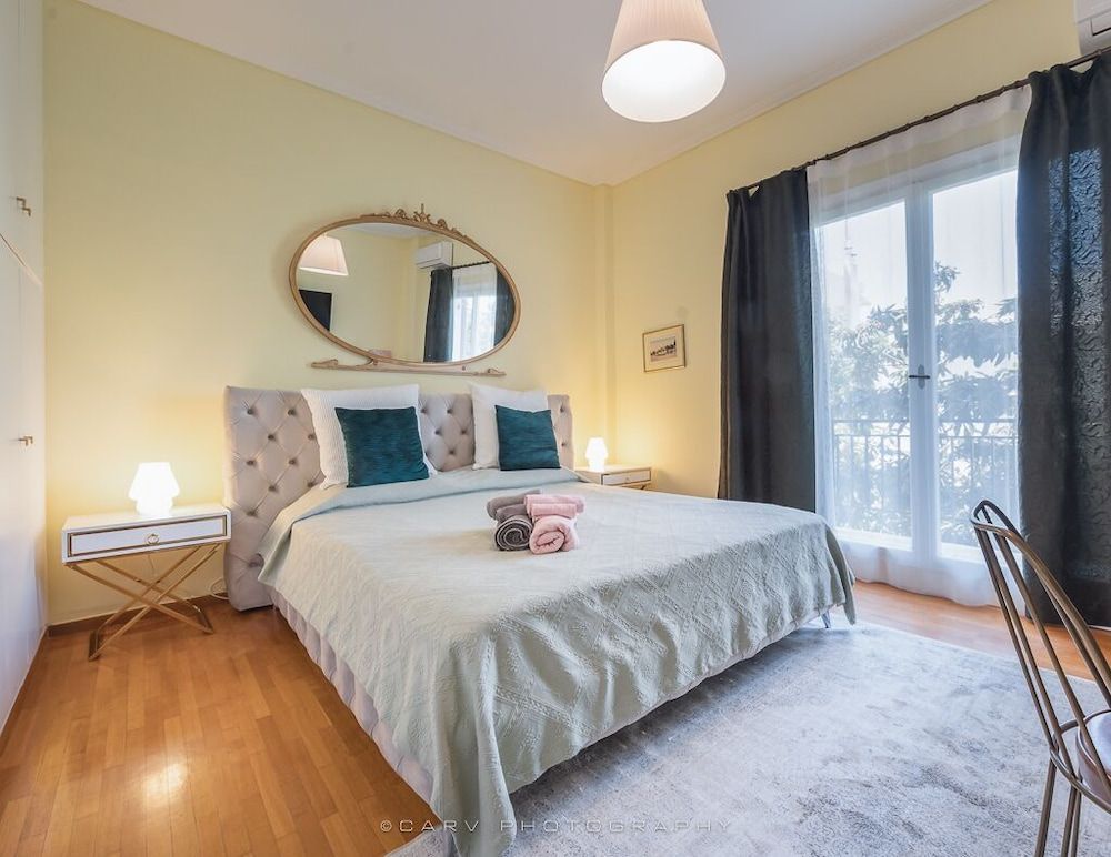 Magnificent Bnb Athens Voula — 4-Star Luxury Hotel in Voula, Greece