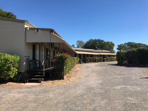 Wagon Wheel Motel — Cloncurry — photo 4