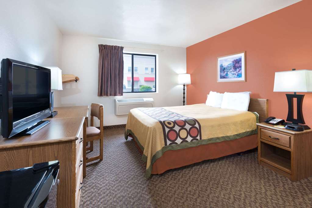 Super 8 by Wyndham Morgantown - photo 8