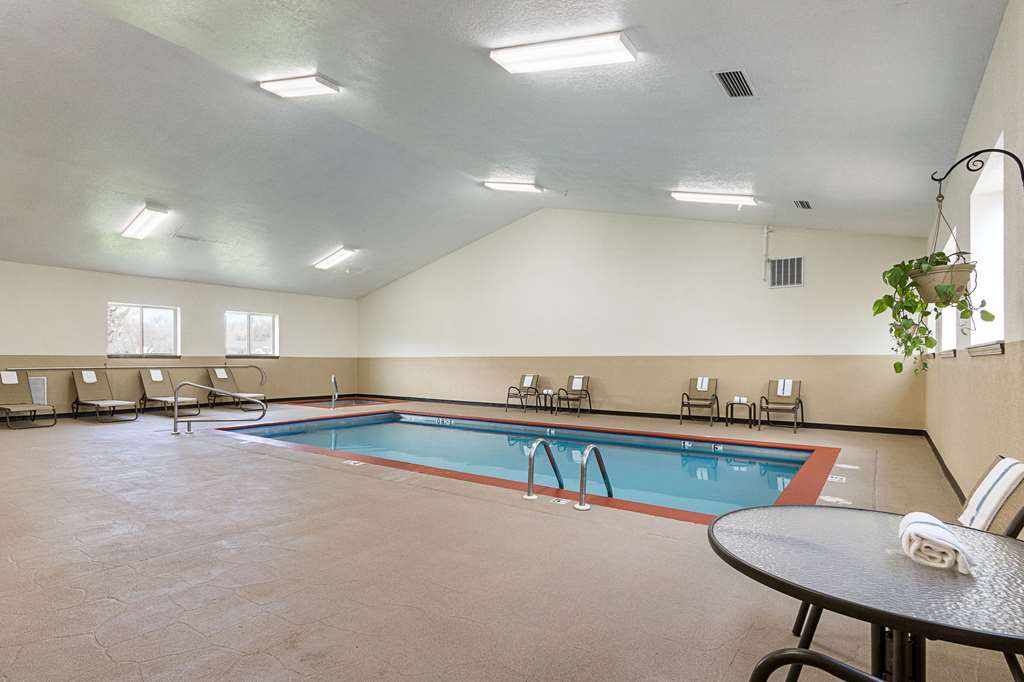 Econo Lodge Livingston Gateway to Yellowstone - photo 17