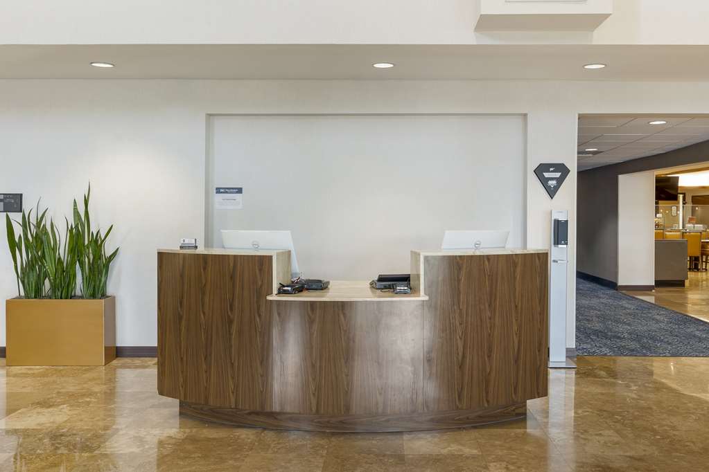 Best Western Plus Henderson Hotel - photo 2