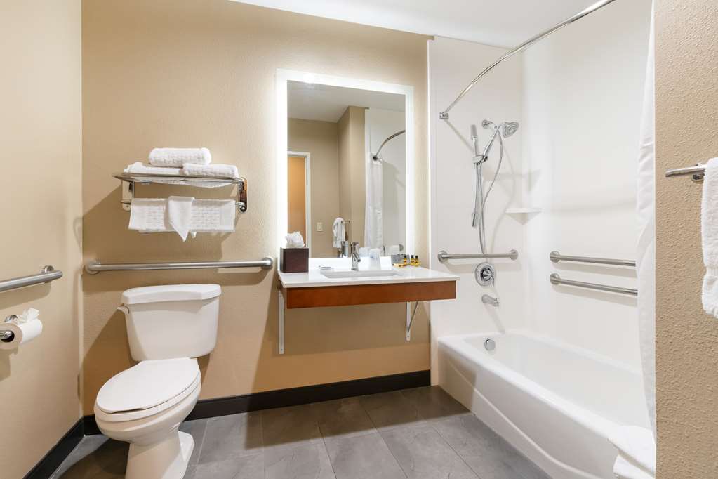 Best Western Bend North - photo 13