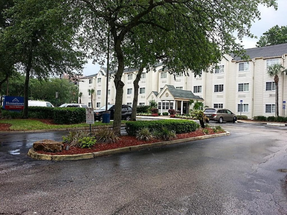 Hometown Inn & Suites Jacksonville Butler Blvd. Southpoint - photo 18