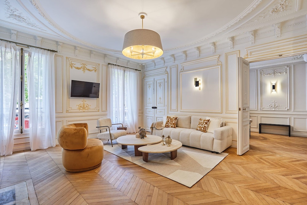 Amazing Apartment Saint Germain des Pres With AC by Studio Prestige — 4-Star Luxury Hotel in Paris, France