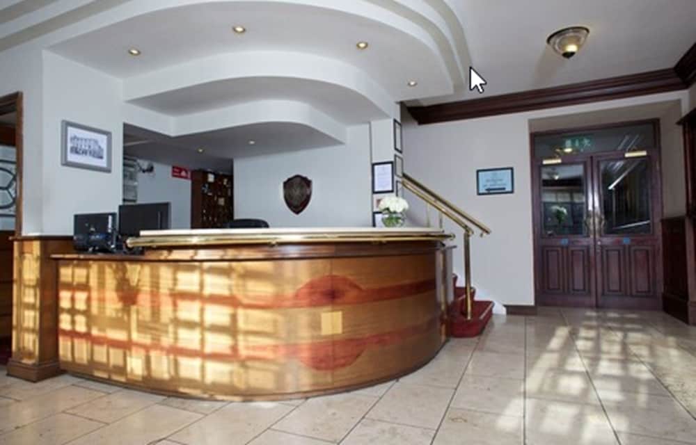 Hayes Hotel
