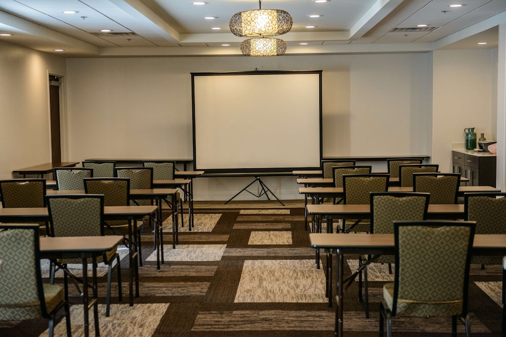 Hampton Inn Bainbridge - photo 36