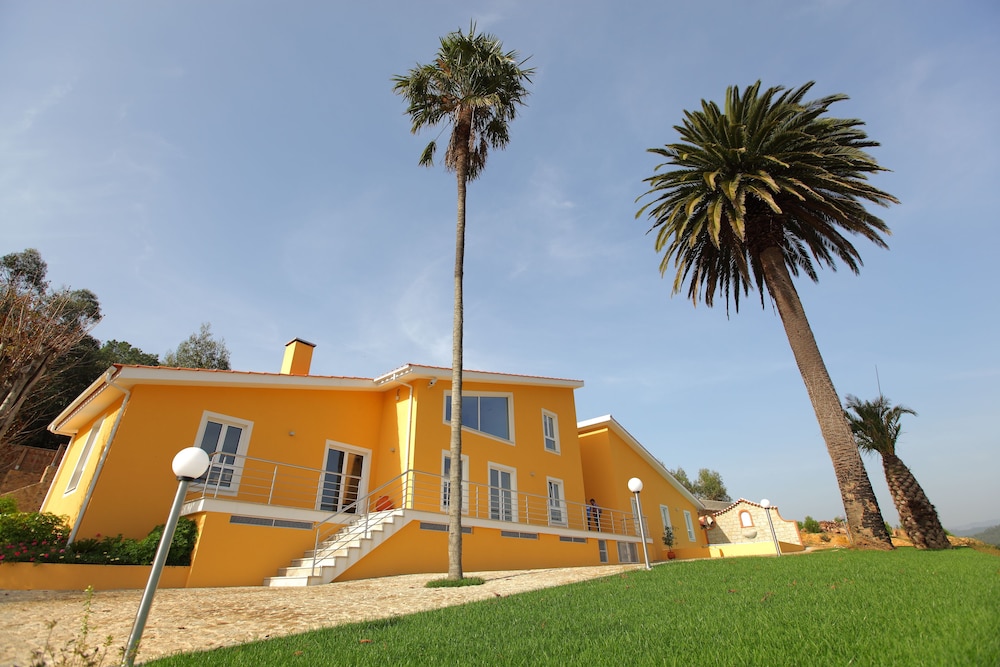 Up Quinta dos Meireles — hotel in Albergaria-A-Velha