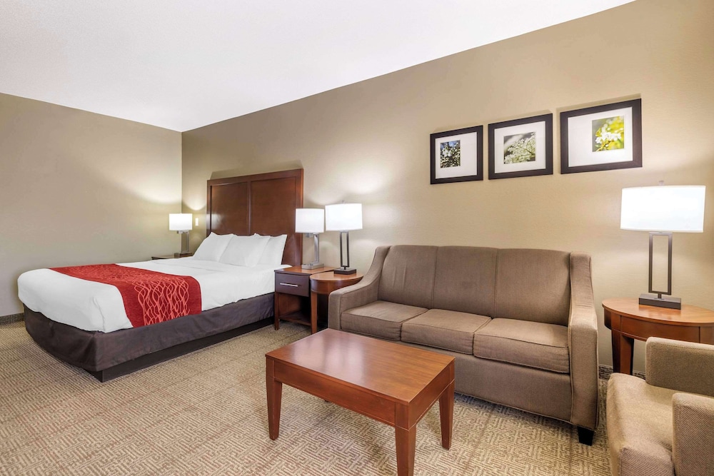 Grain Valley Inn Kansas City - photo 24