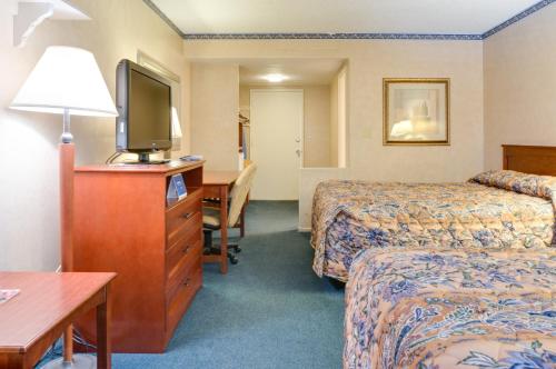 Saga Motor Hotel Pasadena - photo 15