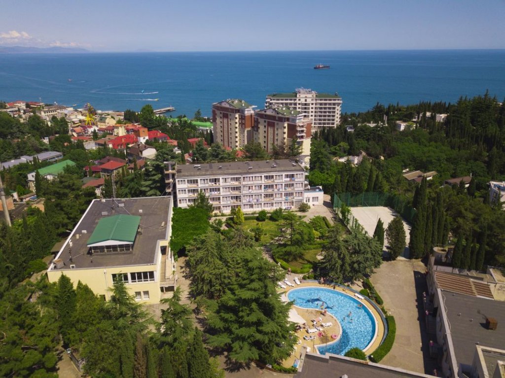 Voskhod - carbon neutral hotel in Unknown City