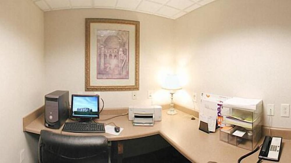 Hampton Inn Cumming - photo 34