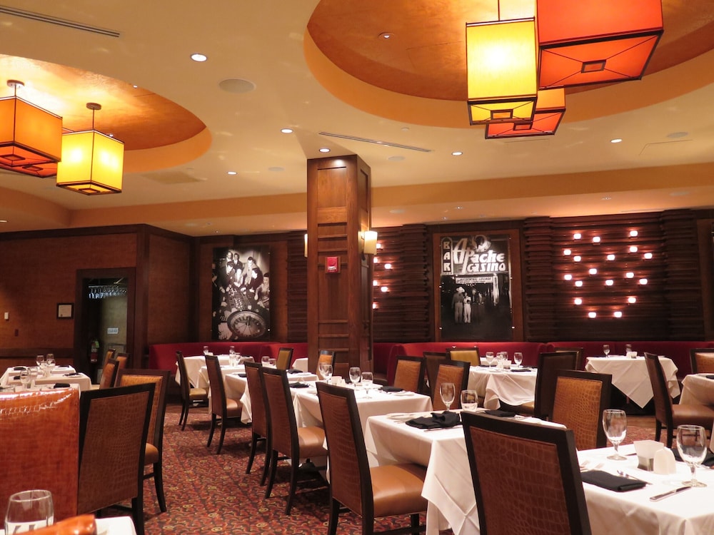 Harrah's Joliet Casino & Hotel A Caesars Rewards Destination - photo 25