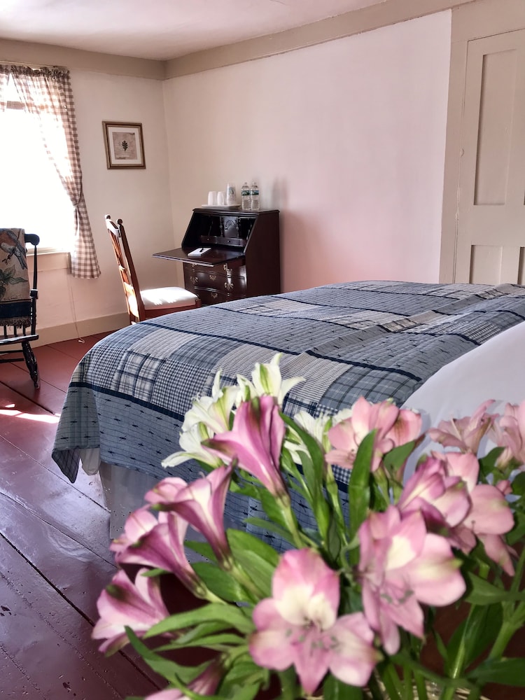 Spring Hill Inn - photo 11