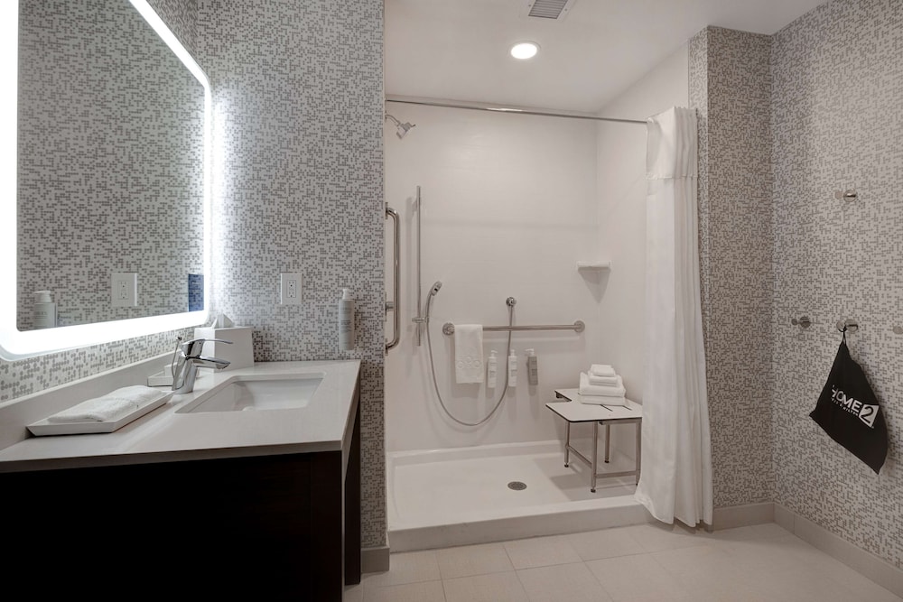 Home2 Suites by Hilton Redding - photo 30