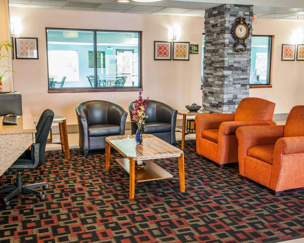 Quality Inn & Suites South Bend Airport - photo 9