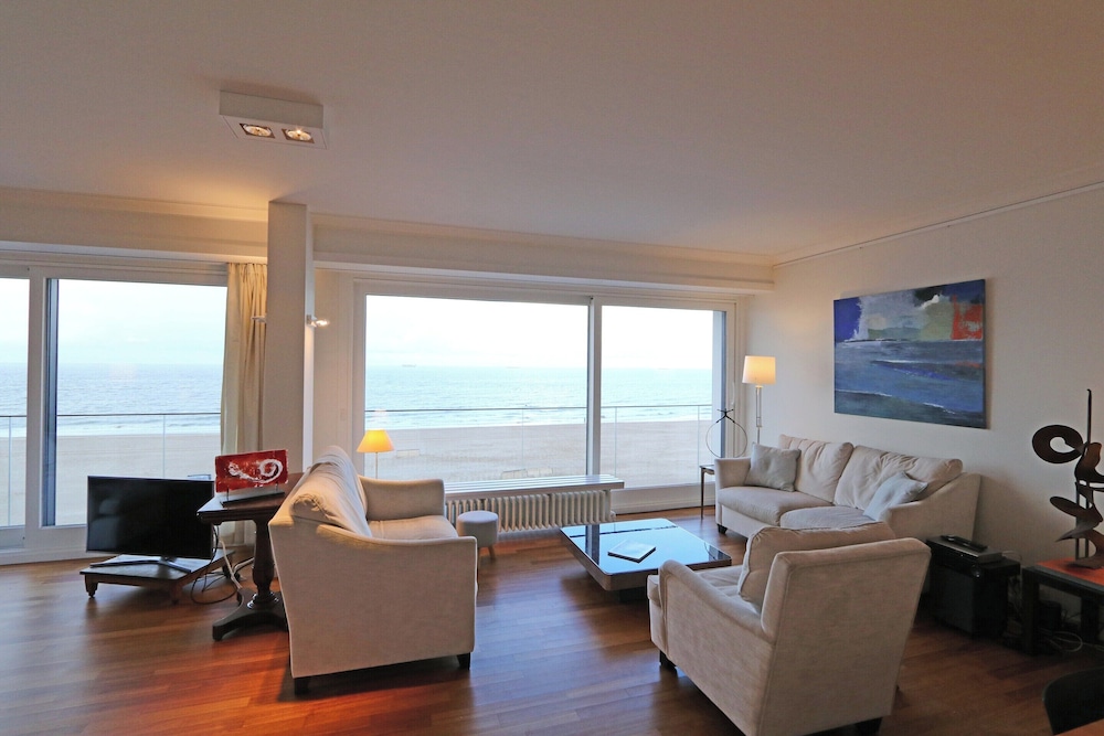 Apartment in Knokke with Stunning Sea View — 4-Star Luxury Hotel in Knokke-Heist, Belgium